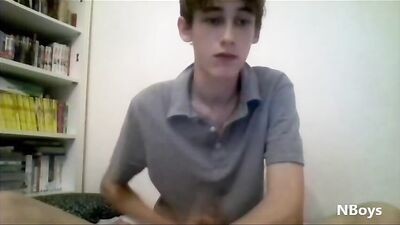 Young & Hungry: Exposing Amateur Web-Cam Freshmen!