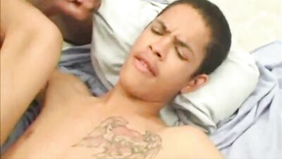 Jamaican Bareback Threesome: Cum Shots and Oral Pleasure