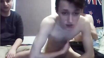 Gangbang Amateur Gay Teen Boys Sex - Sexychameleon & Friends!