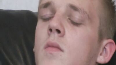 Gay Max Cumshot Handjob: Straight Photo Shoot!