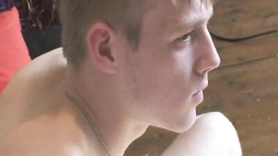 Gay Max Cumshot Handjob: Straight Photo Shoot!