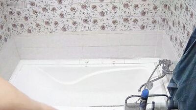Tearing up the Shower! Horny Teen Porn Boy Flexes in Steamy Action!