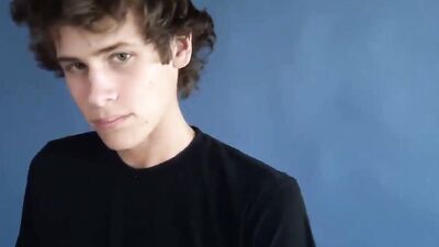 Huge Cock Twink Showtime: Cum and Fun with Big Dicks!