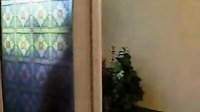 Beach Encounter: Action Allure