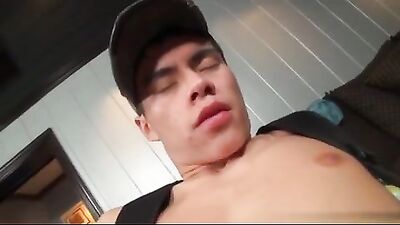 He Uses Big Dik: The Ultimate Cum Shots & Oral Experience!