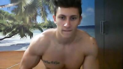 Muscular Romanian Hottie - The Ultimate Amateur Muscle Boys Solo Experience!