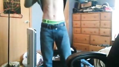 Handjob Amateurs Cumshots: The Revenge!