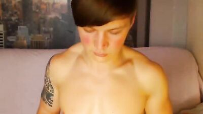 Gay Amateur Cum Shots Handjob Cam 2408: One-Man Show