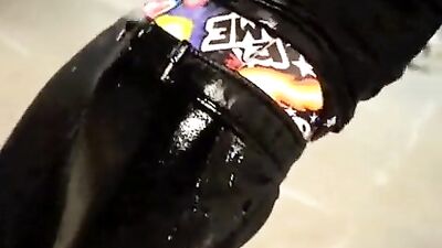 Sagger Out in Public: Cum Shots Amateur Adventures