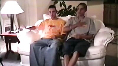 Double Duty Maturbation with the Twins!