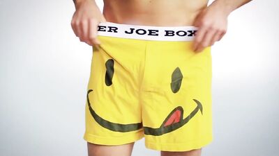 Gay Fashionista Pursuit - Straight Boys