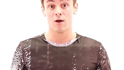 Gangbang Muscle Boys: Tom Daleys Butt Workout 2