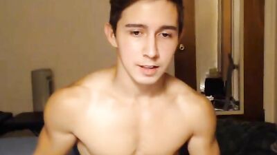 Gangbang Delight: Fresh Cum Shots by Horny Amateurs on Cam!