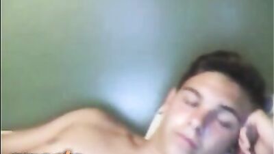 College Boy Cumshot: Sleepy Solo Handjob