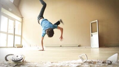 Break Ton Neck - Music Short Films