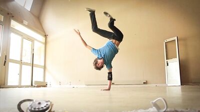 Break Ton Neck - Music Short Films