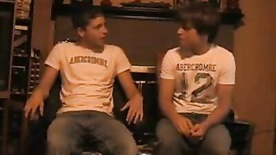 Gay Porn Party Girl - Amature Web-Cam Funny Vid Adventure