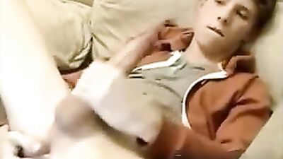 Young & Handsome: Cum Shots & Handjobs with Twink and Huge Cock JO!