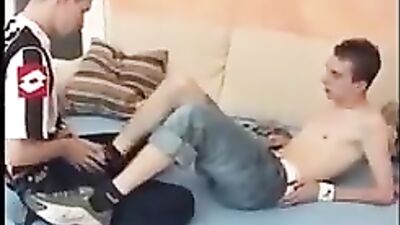 Gay Porn Pick-up: Action Bareback Secrets Revealed!