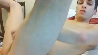 Hands On Cam 2542: Amateur Cum Shots & More