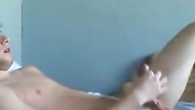 Gay Porn Home Cam: Tonys Web-Cam Adventure!