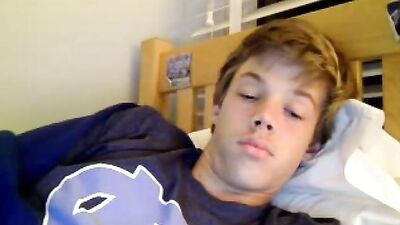 Blond Teen Cumshot: Bedroom Antics with a Sexy Boy!