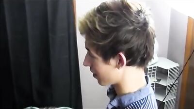 Froshers Banging: College Freshmen Take On Oral Sex!