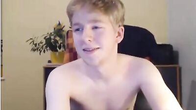 Young Blond Smoothies Sexy Cam Fun