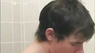 Gay Porn Bareback Hung Twinks - Hardcore Action!