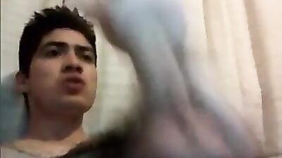 Hands on Amateur Cumshots: A New Gay Porn Experience!