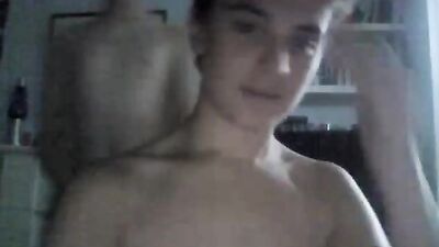 2 teens show n play on cam