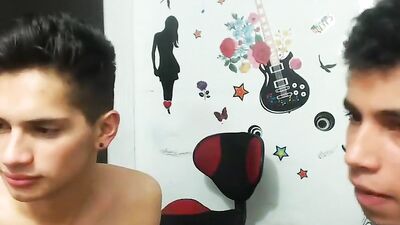 Cam 2707: Amateur Cum Shots and Handjobs - The Ultimate Gay Porn Experience