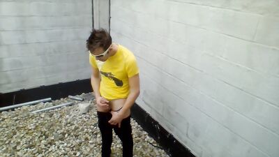 Jerk Off Twink Solo Porn!