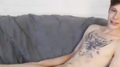 Young Cutie Cumming on Cam: Nude Solo Exposure!