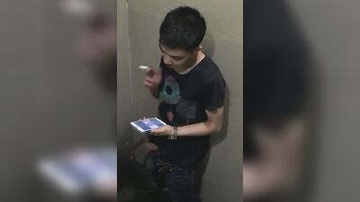 BadWank Good: Amateur Cum Shots & Handjob Smoke