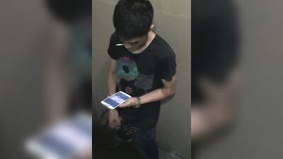 BadWank Good: Amateur Cum Shots & Handjob Smoke