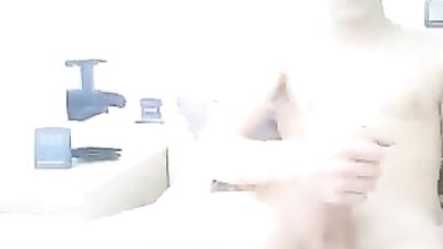 Cute blond boy in bed: Solo Web-Cam Sensation!