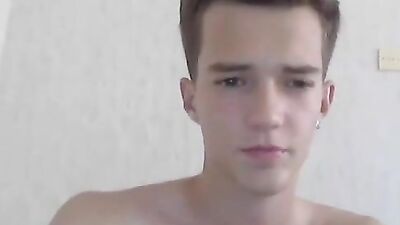 Young Cutie Cumming in HD!