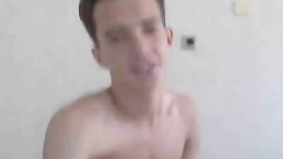 Young Cutie Cumming in HD!