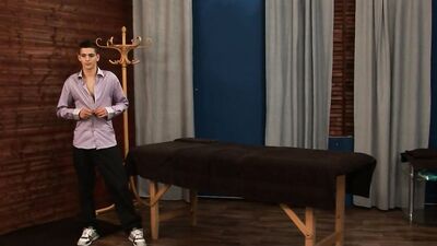 Oiled Muscle Men - Medical Touchdowns