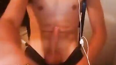 Gay Solo Camming - Step Inside for Hot Action!