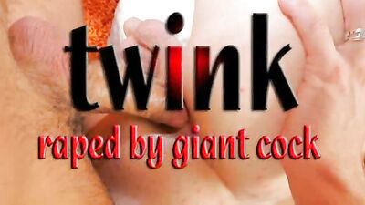 Twink Gets Big Dick Action - A Hot Threesome Adventure!