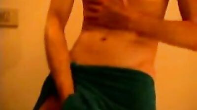 Webcam Jackoff: Amateur Boys in Action!