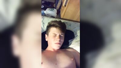 Gay Porn Solo: Big Cocks Bisexual Sunday Special!