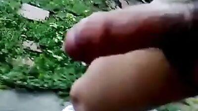 Outdoor Slim Cum Shots: Horny Twinks Webcam Excitement!