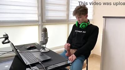 Dnz hot twink podcast