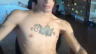 Hung hottie shows off his cock