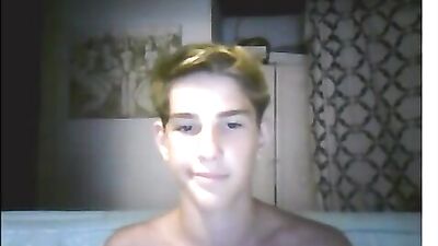 Blond twink porn hooks up with a guy online for some fun