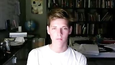 Young masturbating for the Webcam