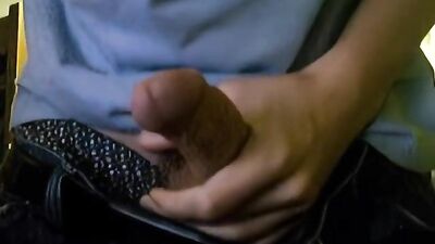 Classic webcam teen David cums in his hand and licks it